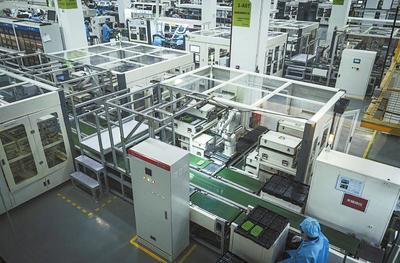 到智能工廠看機(jī)器拼效率
